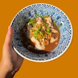 เกาเหลาน้ำตกหมูชาบู