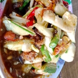 ร้าน  ลาบเจ๊เดือน