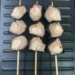 ไก่จ๊อสอดไส้ปูอัดห่อสาหร่าย