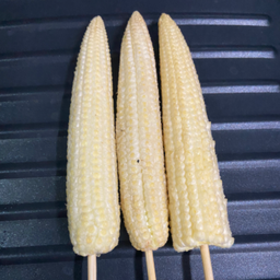 ข้าวโพดอ่อน