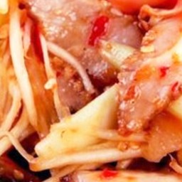 ส้มตำไทยนัวสันคอหมูตกครก
