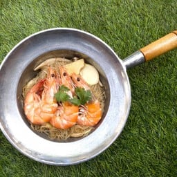 กุ้งอบวุ้นเส้น