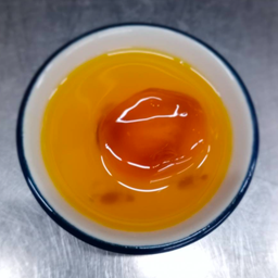 DL:ไข่แดงดองน้ำปลากวน 1 ฟอง/Marinated egg yolk with fish sauce