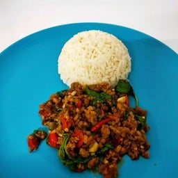 ข้าวราดผัดกะเพรา