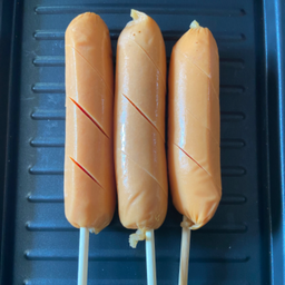 ไส้กรอกไก่รมควันหนังกรอบ