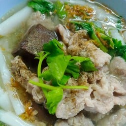 ร้านเกาเหลาเลือดหมู(เยาวราช)