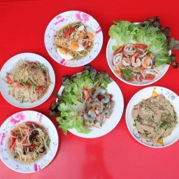 ธนพรส้มตำรสแซ่บ ตลาดหางดง