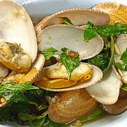 หอยลายผัดจืด