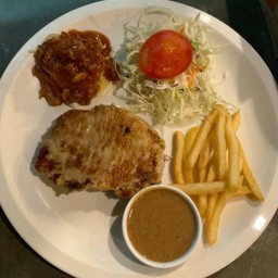 สเต็กหมูสันนอก