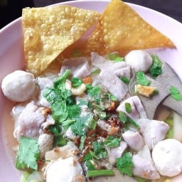 ก๋วยเตี๋ยววาสนา ถนนสวนดอก