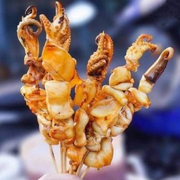 ร้านปลาหมึกย่าง