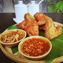 โหย๋เหวงติ่มซำไก่ทอดเกาะสมุย เกาะสมุย