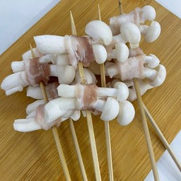 สามชั้นพันเห็ดชิมิกิ