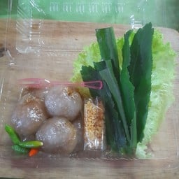 แม่จีกุ้งอบวุ้นเส้น