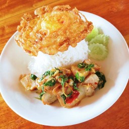 🥗ป้ามอญ อาหารตามสั่ง  & ข้าวไข่เจียว20.- 🥚🍳 อุทัยธานี