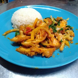 ข้าวราดผัดพริกเผา