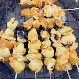 หมึกย่างสนามกอล์ฟพลูตาหลวง