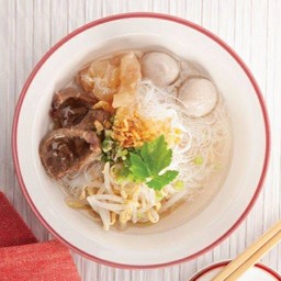 ก๋วยเตี๋ยวขาหมู