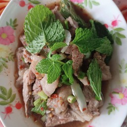 น้ำตกเนื้อ