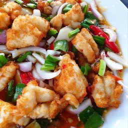 ยำไข่ปลาหมึก