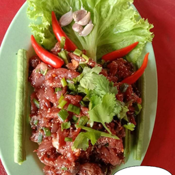 ก้อยหมูดิบ