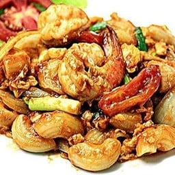 ผัดมักโรนีกุ้ง