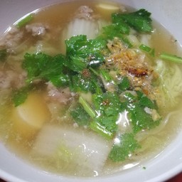 แกงจืดเต้าหู้หมูสับ