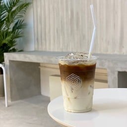 ลาเต้ เฮเซลนัท