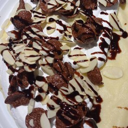 เครปเย็นโกโก้ครั้นไมโลบอลแอลมอนด์