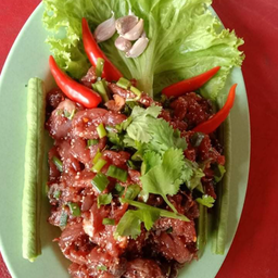 ลาบหมูดิบ