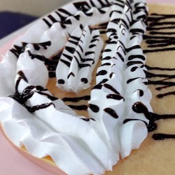 เครป+วิปครีม+ซอส