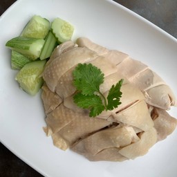ไก่ต้มฮอกเกอร์ ชาน ครึ่งตัว