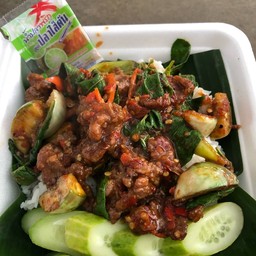 ผัดเผ็ดเนื้อ