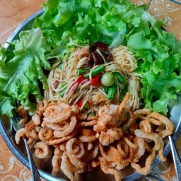 ส้มตำ ยำ อาหารตามสั่ง