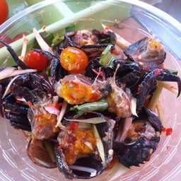 ยำมะม่วงปูนา+น้ำปลาร้า