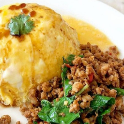 กะเพราหมู x  ไข่ข้น