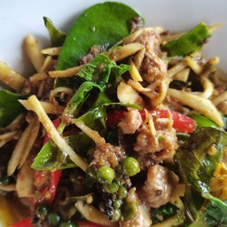 ผัดเผ็ดหมูป่า