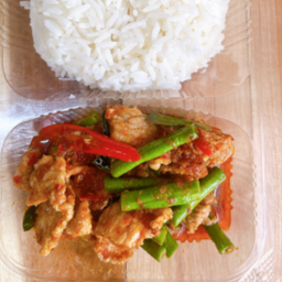 ข้าวพริกแกงหมู