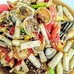 ตำไหลบัวหอยแครง ปูปลาร้า