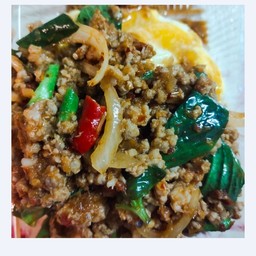 ข้าวหมูสับพริกแกง+ไข่ลาวา