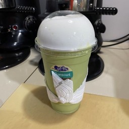 ชาเขียวนมปั่น