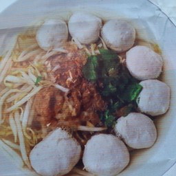 ร้านก๋วยเตี๋ยวน้ำใสแยกบางพลู