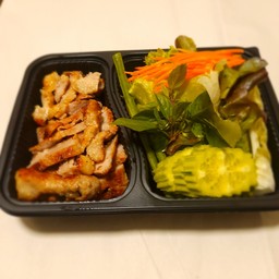 หมูย่าง จิ้มแจ่ว