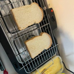 ปังปิ้งเล่นๆ 🍞