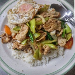 ผัดพริกหยวก