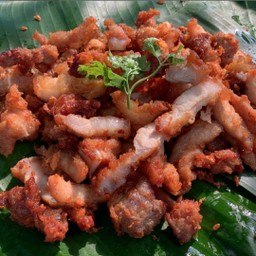 ขีด หมูสามชั้น