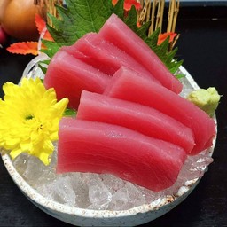 AKAMI SASHIMI