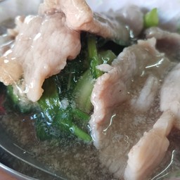 เกาเหลาราดหน้า ธรรมดา