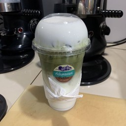 มัทฉะลาเต้เย็น