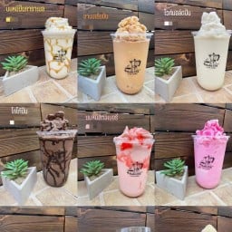 Build cha อาหารและเครื่องดื่ม